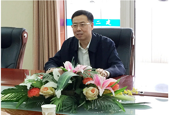 白原平总经理在二公司调研时指出： 要大力加强市场开发，，，，，，，，努力推进转型业务开展，，，，，，，，全力防范经营风险
