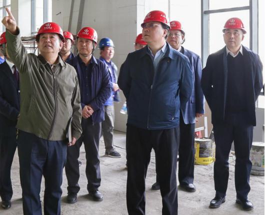 省委统战部领导来建投集团承建的山西社会主义学院新校区龙8工程项目检查指导工作